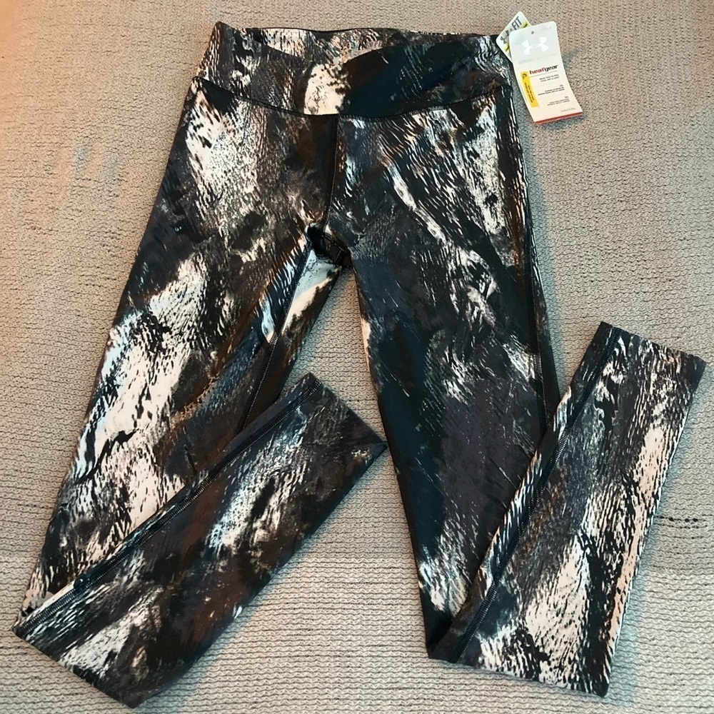 UNDER ARMOUR Sz S HeatGear® Under Armour Leggings